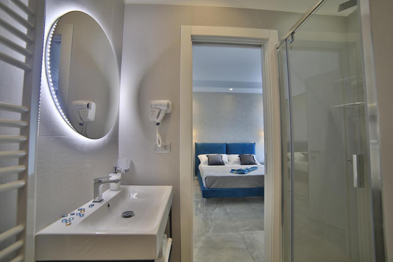 Calaluna Rooms Porto Cesareo Esterno foto