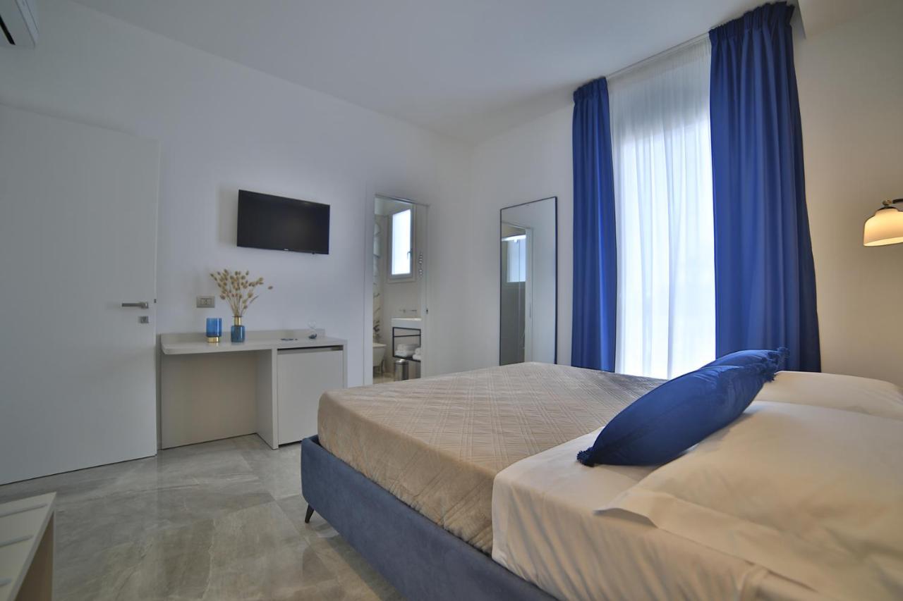 Calaluna Rooms Porto Cesareo Esterno foto